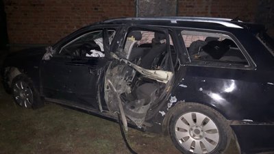 Удар FPV-дрона по авто