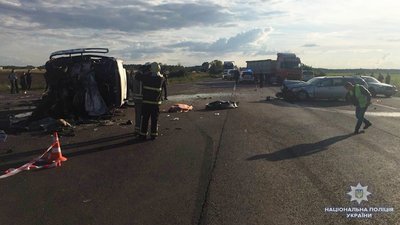 ДТП з вантажівками на Рівненщині. Огляд найрезонансніших аварій за останні роки ДТП з вантажівками на Рівненщині. Огляд найрезонансніших аварій за останні роки