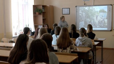 Волонтерка Юлія Вотчер провела "Урок мужності" для вінницьких школярів