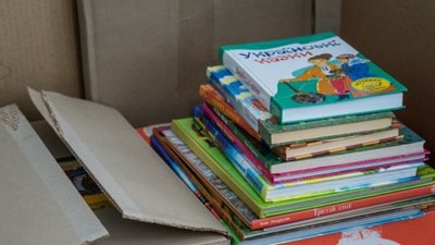 До Дня Європи тернополяни відправили переселенцям у Польщі понад 800 книжок До Дня Європи тернополяни відправили переселенцям у Польщі понад 800 книжок