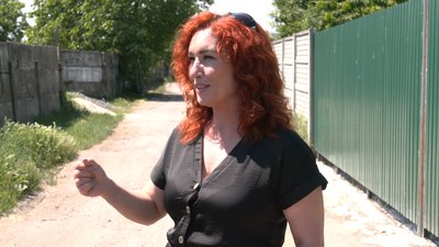 Продають патріотичні наліпки: черкаські зоозахисники збирають допомогу для тварин, що живуть на лінії фронту