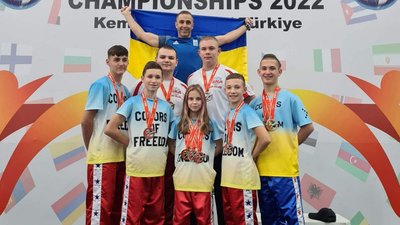 5 золотих, 4 срібні та 5 бронзових медалей: вінницькі спортсмени привезли нагороди з Чемпіонату світу з кікбоксингу