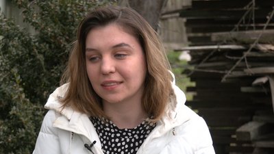"Постійні вибухи та без зв’язку з мамою": жителька Чернігова евакуювалася до Черкас