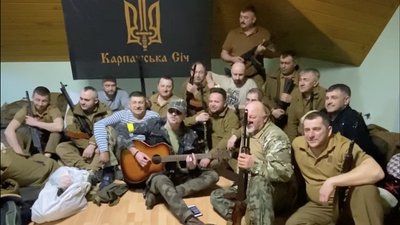Юрко Юрченко записав пісню разом із бійцями батальйону "Карпатська Січ"