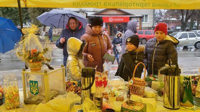 У громаді на Тернопільщині зібрали кошти для бійців У громаді на Тернопільщині зібрали кошти для бійців