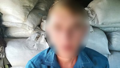 На Сумщині на блокпосту затримали чоловіка, який був у розшуку