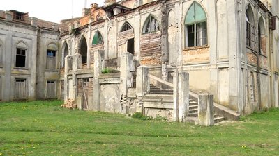На Житомирщині намагаються повернути замок Грохольських-Терещенків у власність громади На Житомирщині намагаються повернути замок Грохольських-Терещенків у власність громади