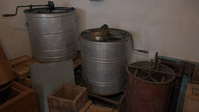 У громаді на Буковині облаштовують музей бджільництва У громаді на Буковині облаштовують музей бджільництва
