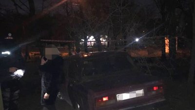 У Миколаєві нетверезий водій на викраденому автомобілі намагався втекти від патрульних У Миколаєві нетверезий водій на викраденому автомобілі намагався втекти від патрульних