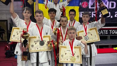 Спортсмени на змаганнях