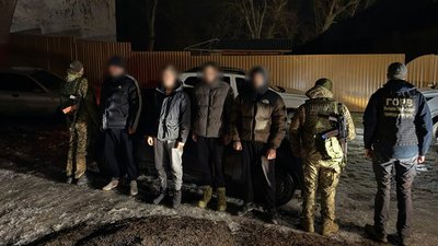 Чоловіки, яких затримали
