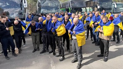 Під час обміну полоненими 24 квітня до України повернулися четверо закарпатців