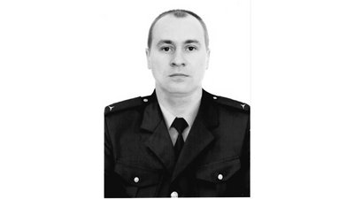 Вночі армія РФ обстріляла частину ДСНС у Святогірську, є загиблий та поранені Вночі армія РФ обстріляла частину ДСНС у Святогірську, є загиблий та поранені