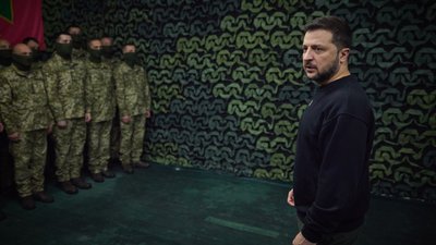 На Херсонщині Зеленський провів нараду з прикордонниками та вручив їм державні нагороди На Херсонщині Зеленський провів нараду з прикордонниками та вручив їм державні нагороди