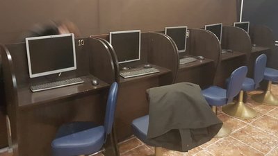 У Луцьку викрили гральний заклад, який надав послуги "за дзвінком"