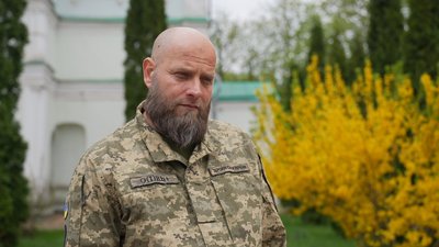 "Десантник, байкер, дайвер". У Сумах провели в останню путь захисника Ігоря Коломійця "Десантник, байкер, дайвер". У Сумах провели в останню путь захисника Ігоря Коломійця