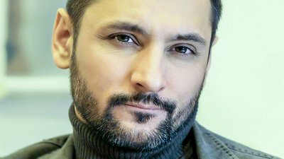 КМДА відсторонила режисера Андрія Білоуса від керівництва Молодим театром на місяць