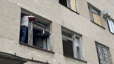 Російські окупанти знову обстріляли дитячу обласну лікарню у Херсоні