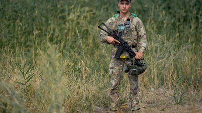військовий, 25 бригада 