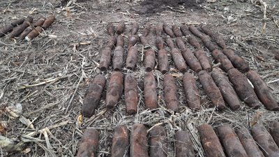 На Кіровоградщині рятувальники знищили 123 боєприпаси часів Другої світової війни На Кіровоградщині рятувальники знищили 123 боєприпаси часів Другої світової війни