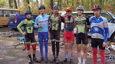 Черкаські велосипедисти здобули низку нагород на чемпіонаті України Черкаські велосипедисти здобули низку нагород на чемпіонаті України