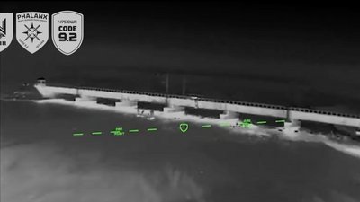 Зʼявилось відео уражень вантажівок, понтону у Чонгарі, КПП "Джанкой" та залізничного моста