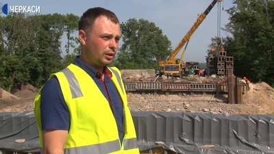 Начальник відділу техконтролю САДу області. Джерело: Суспільне Начальник відділу техконтролю САДу області. Джерело: Суспільне