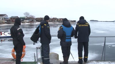 Рятувальники пояснили черкасцям, де і як треба купатися на Водохреще Рятувальники пояснили черкасцям, де і як треба купатися на Водохреще