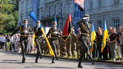У Львові відзначають 25 річницю Конституції України У Львові відзначають 25 річницю Конституції України