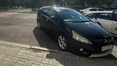 Автівка, яка збила 11-річну дівчину