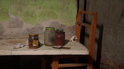 Харків’яни майже пів року ночують в укритті будинку, який затоплює після дощів Харків’яни майже пів року ночують в укритті будинку, який затоплює після дощів