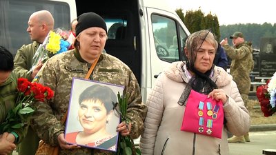 У Житомирі попрощалися з військовослужбовицею 95 окремої десантно-штурмової бригади Оленою Ріхтер