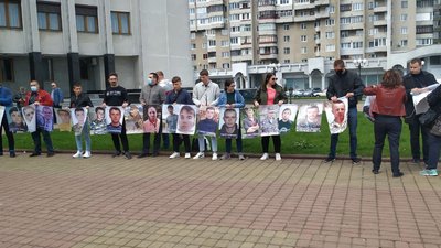 Волиняни організували акцію на підтримку родин зниклих безвісти в зоні АТО/ООС