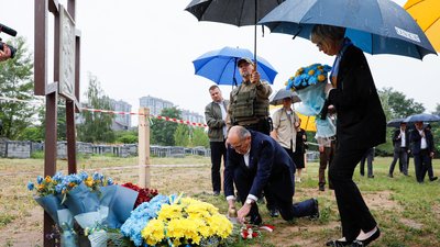 Керівництво ОБСЄ відвідало Бучу на Київщині Керівництво ОБСЄ відвідало Бучу на Київщині