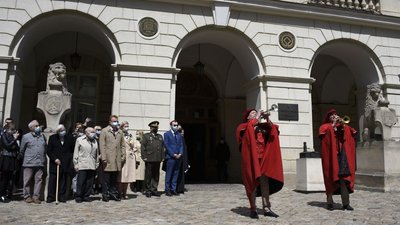 З нагоди Дня міста у Львові відбулась урочиста церемонія почесної варти З нагоди Дня міста у Львові відбулась урочиста церемонія почесної варти