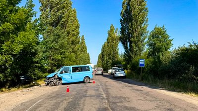 ДТП за участі трьох авто: четверо жінок були травмовані на Рівненщині