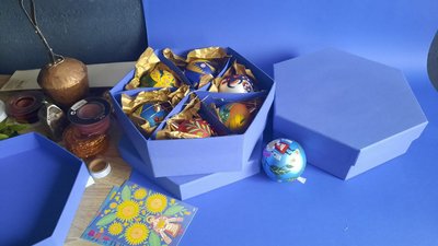 Коробка з іграшками Коробка з іграшками