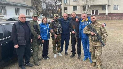Прикарпатські спортсмени воюють на фронті й патрулюють вулиці Івано-Франківська