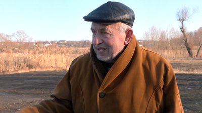 "Наші переможуть, а нам треба городи орати": жителі Циркунів близько дев'яти місяців жили зі снарядами на подвір'ї "Наші переможуть, а нам треба городи орати": жителі Циркунів близько дев'яти місяців жили зі снарядами на подвір'ї