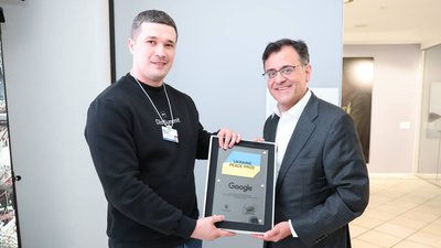 Google першим отримав від України “Відзнаку миру” — Федоров