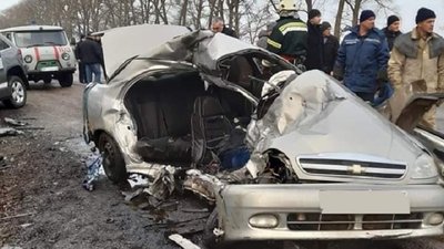 Прокуратура Сумщини звинувачує водія в аварії, у якій загинули троє людей