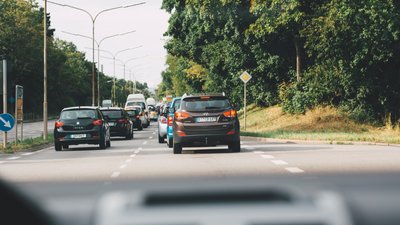 Начальник харківської поліції закликав організаторів "переможних" автопробігів не порушувати закон