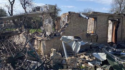 Зруйнований будинок в Бучі Зруйнований будинок в Бучі