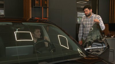 Черги на АЗС: які альтернативи двигунам внутрішнього згоряння обирають франківці Черги на АЗС: які альтернативи двигунам внутрішнього згоряння обирають франківці
