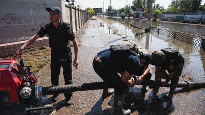 На Херсонщині ще підтоплені п'ять населених пунктів на правому березі і 17 — на лівому На Херсонщині ще підтоплені п'ять населених пунктів на правому березі і 17 — на лівому