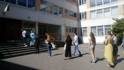 В Україні розпочалась основна сессія ЗНО. Як пройде тестування в умовах карантину В Україні розпочалась основна сессія ЗНО. Як пройде тестування в умовах карантину