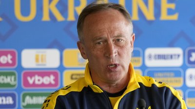 "Граємо у футбол не для себе, а для країни". Що сказав Петраков перед матчем України проти Ірландії у Лізі Націй