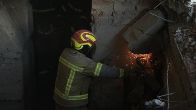 Будинок у Конотопі після влучання російського БпЛА, 8 червня 2026 року