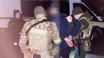 На Хмельниччині засуджено чоловіка, який ходив містом з гранатою