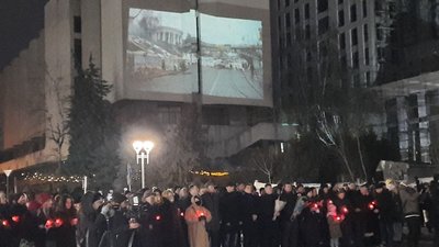 Відео про Революцію Гідності та вшанування Небесної Сотні Відео про Революцію Гідності та вшанування Небесної Сотні